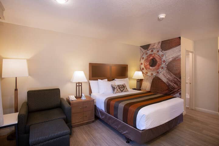 Room 5 of 22